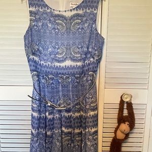 Pleated Lined Blue & White Belted Dress Size 16P